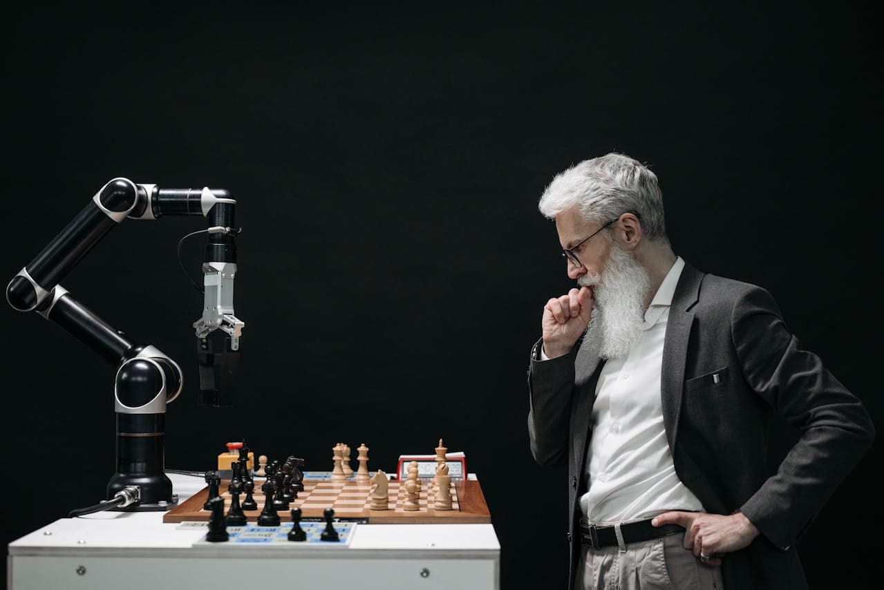 AI in hotel crm sales - man versus machine